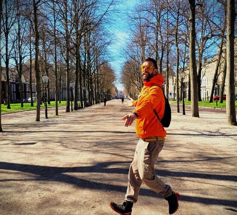 Centre The Hague On Foot with Wonderful Storyteller - 2hr