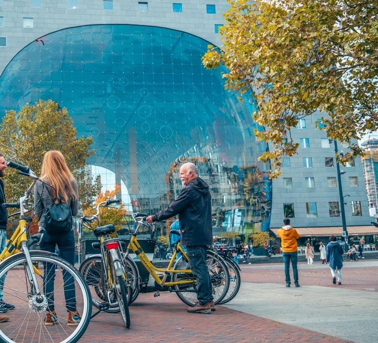Discover Rotterdam: Classic Highlights Bike Tour by a Local