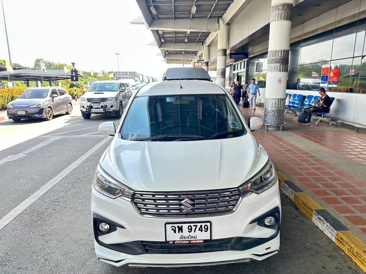 Prywatny transfer z lotniska Chiang Mai do hotelu w Chiangrai Golden Triangle (w jedną stronę)