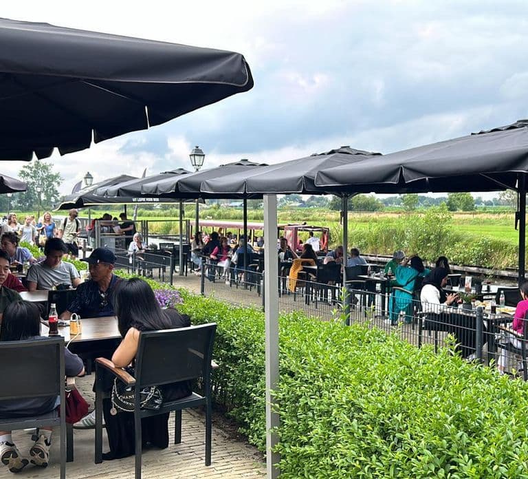 Dagtocht van Amsterdam naar Giethoorn