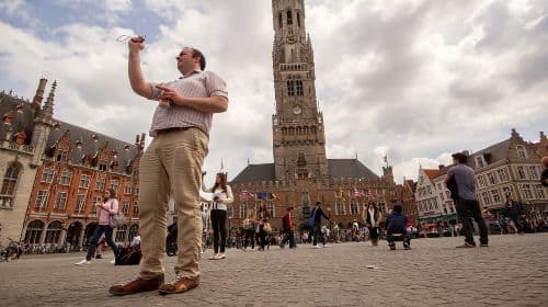 From Amsterdam: Bruges Day Tour in Spanish or English
