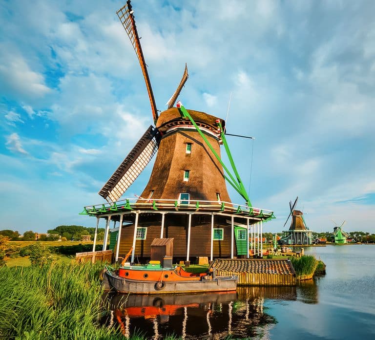 From Amsterdam: Zaanse Schans, Volendam & Marken Day Trip