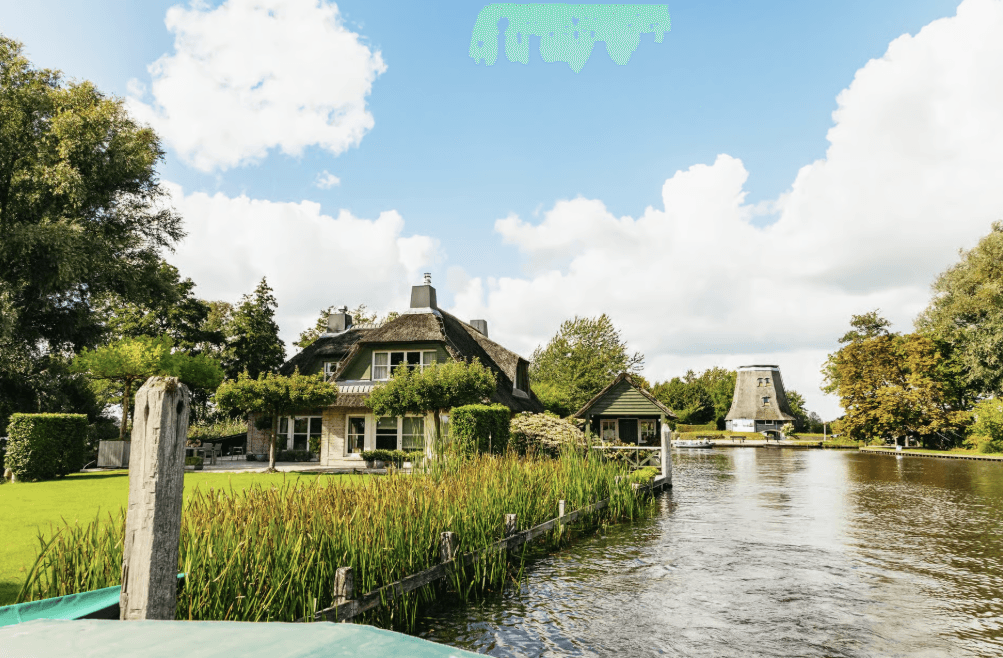 Giethoorn: Sightseeing Boat Tour