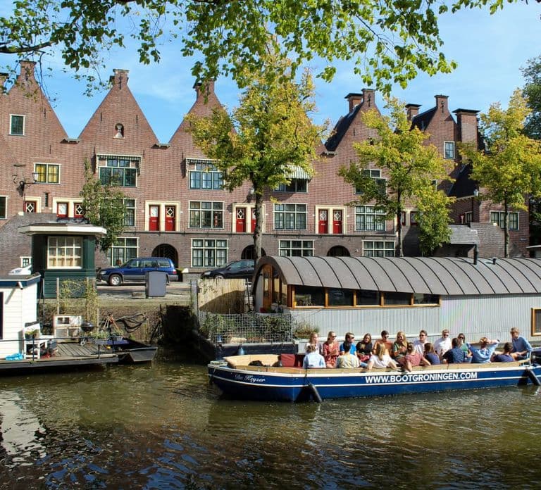 Groningen: Open Boat City Canal Cruise