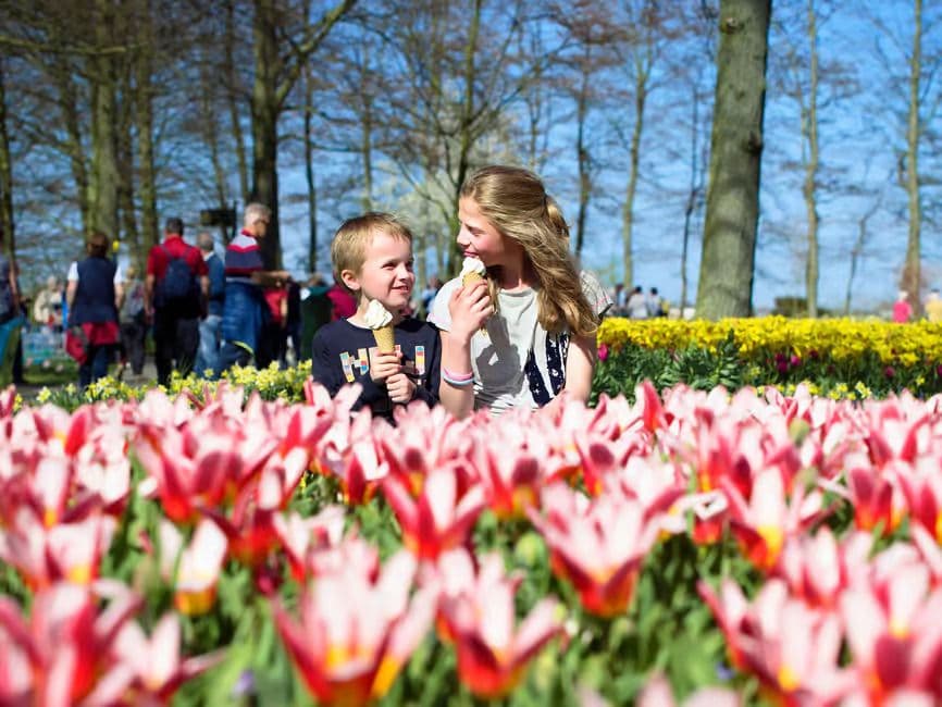 Keukenhof Entry & Shuttlebus with Flexible Return