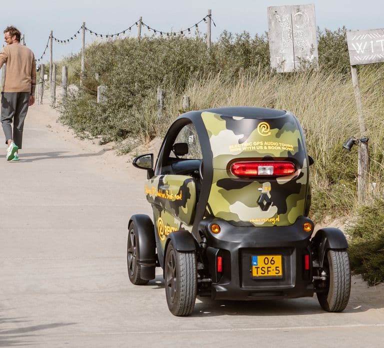 Lisse: Self-Drive Electric Car Dune and Beach Audio Tour