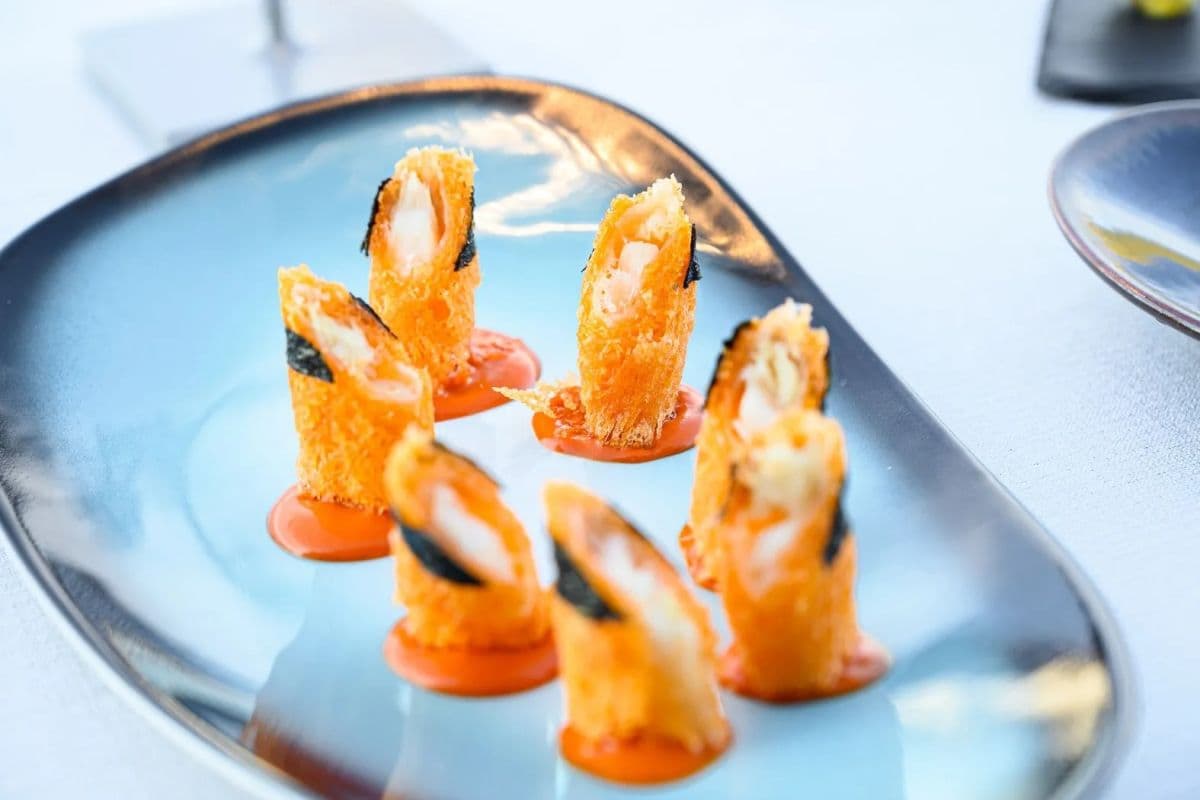 Red Sky Rooftop & Bar 56th Floor