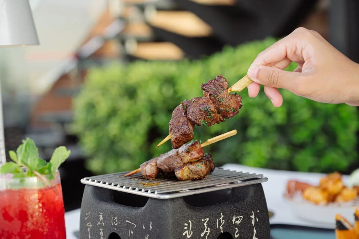 Red Sky Rooftop & Bar 56th Floor