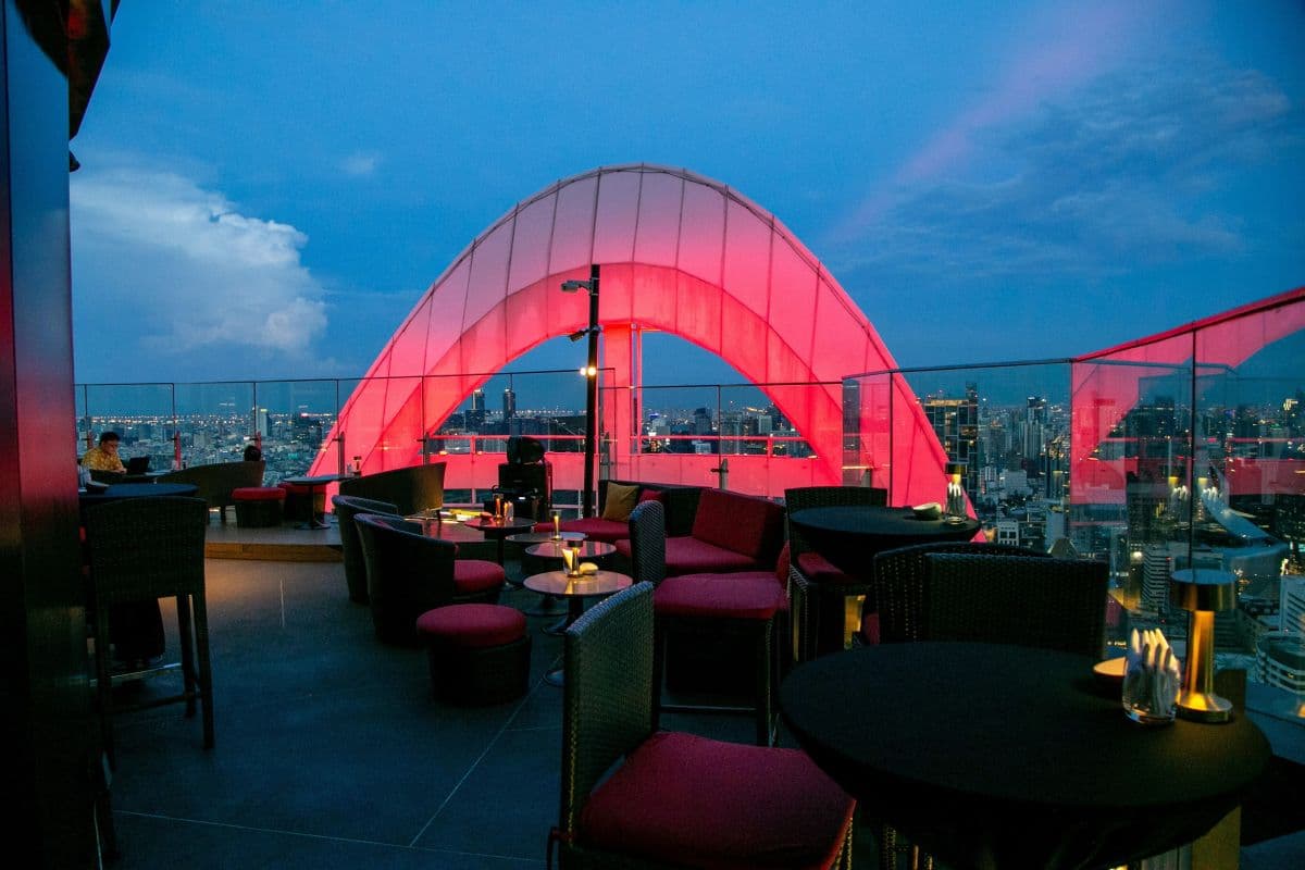 Red Sky Rooftop & Bar 56th Floor