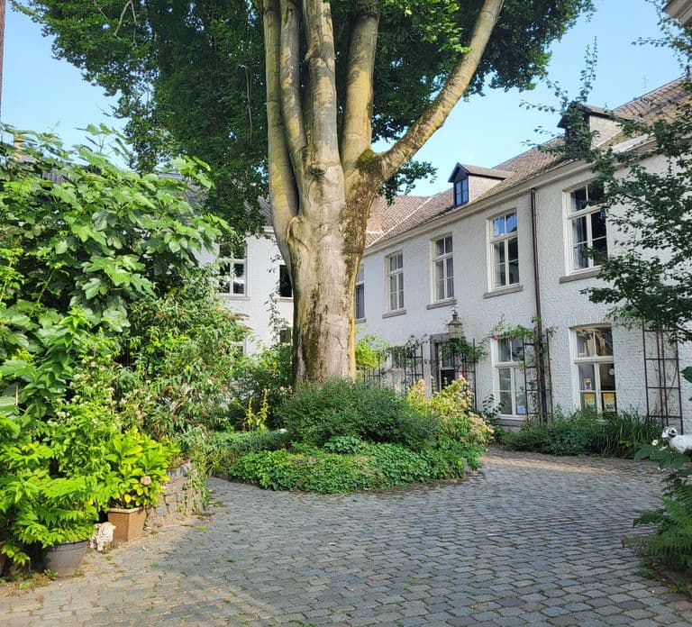 Wycieczka po ukrytych skarbach Maastricht: Odkryj to, co nieoczekiwane