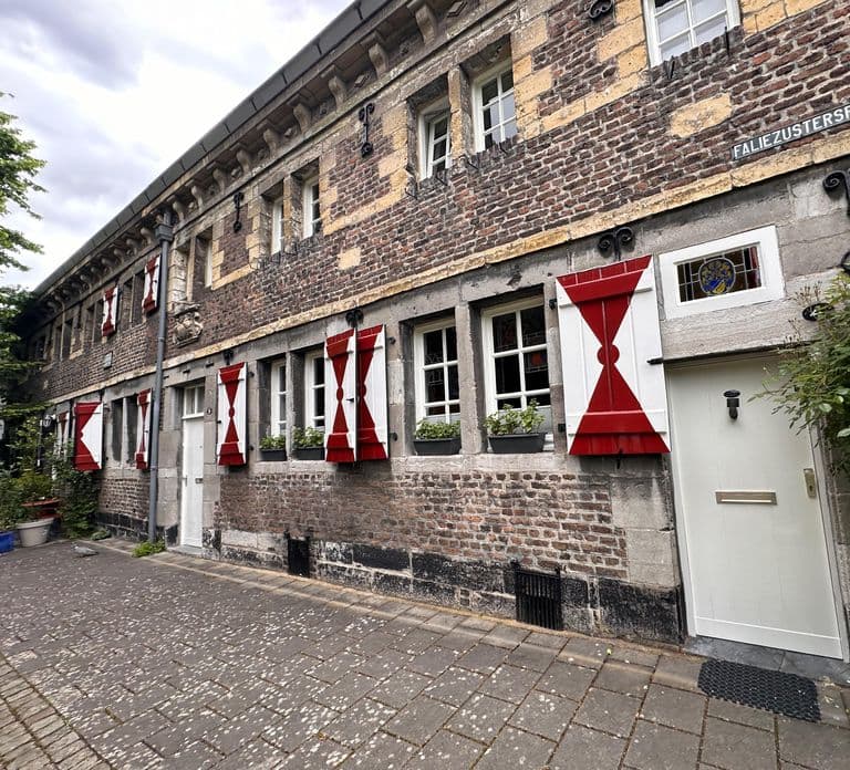 Maastricht: 2-Hour Walking Tour with Local Historian