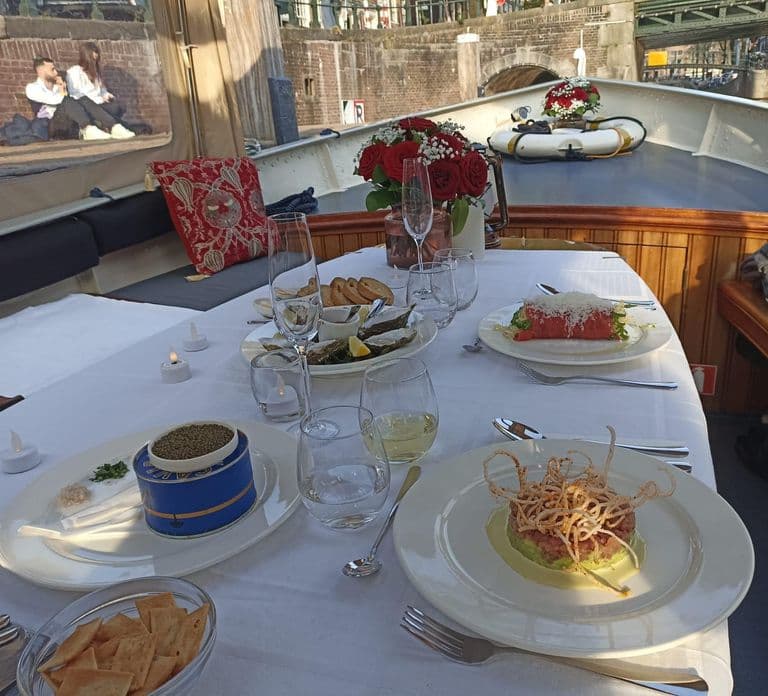Crociera Romantica Privata con Cena ad Amsterdam