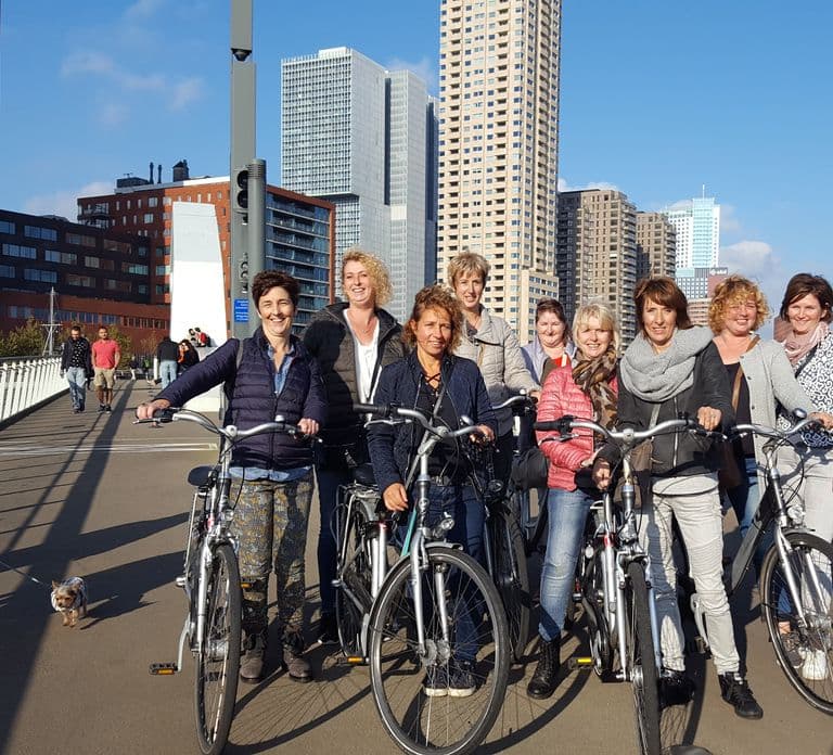 Rotterdam: Wycieczka rowerowa z przewodnikiem po najważniejszych atrakcjach miasta