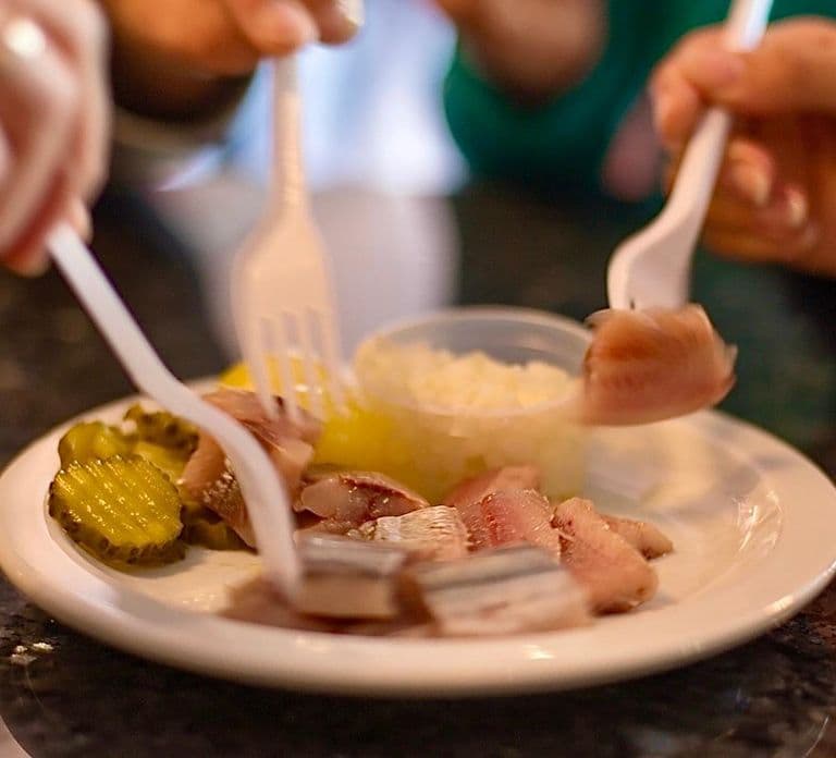 Rotterdam: Food Tour by Bike