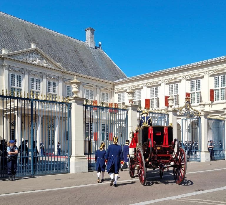 The Hague: City Walking Tour