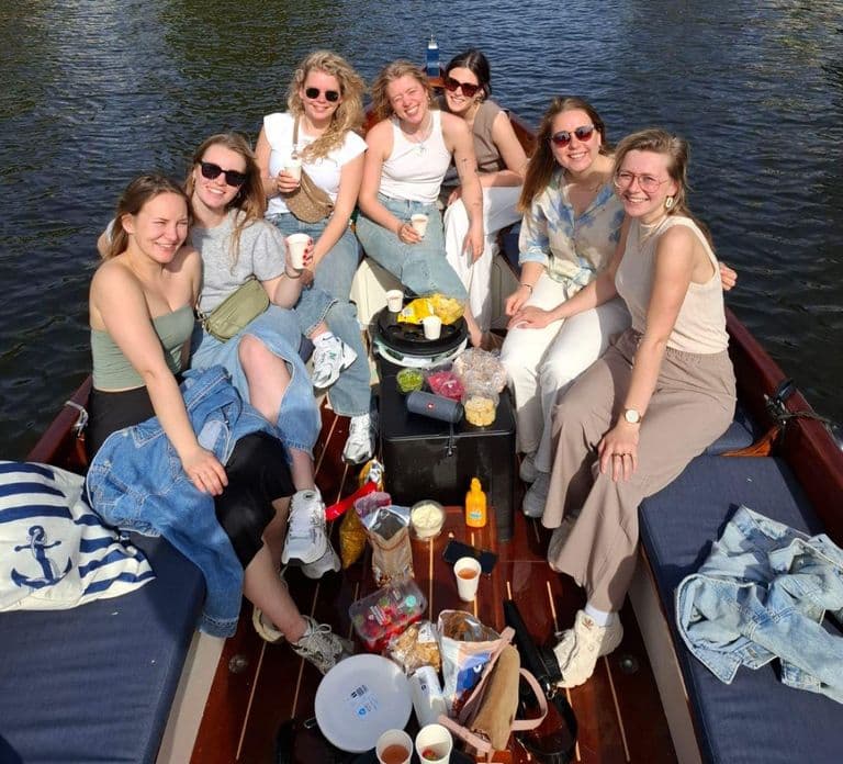 The Hague: Private Boattour up to 10 persons