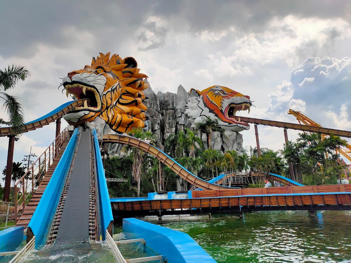 Siam Amazing Park