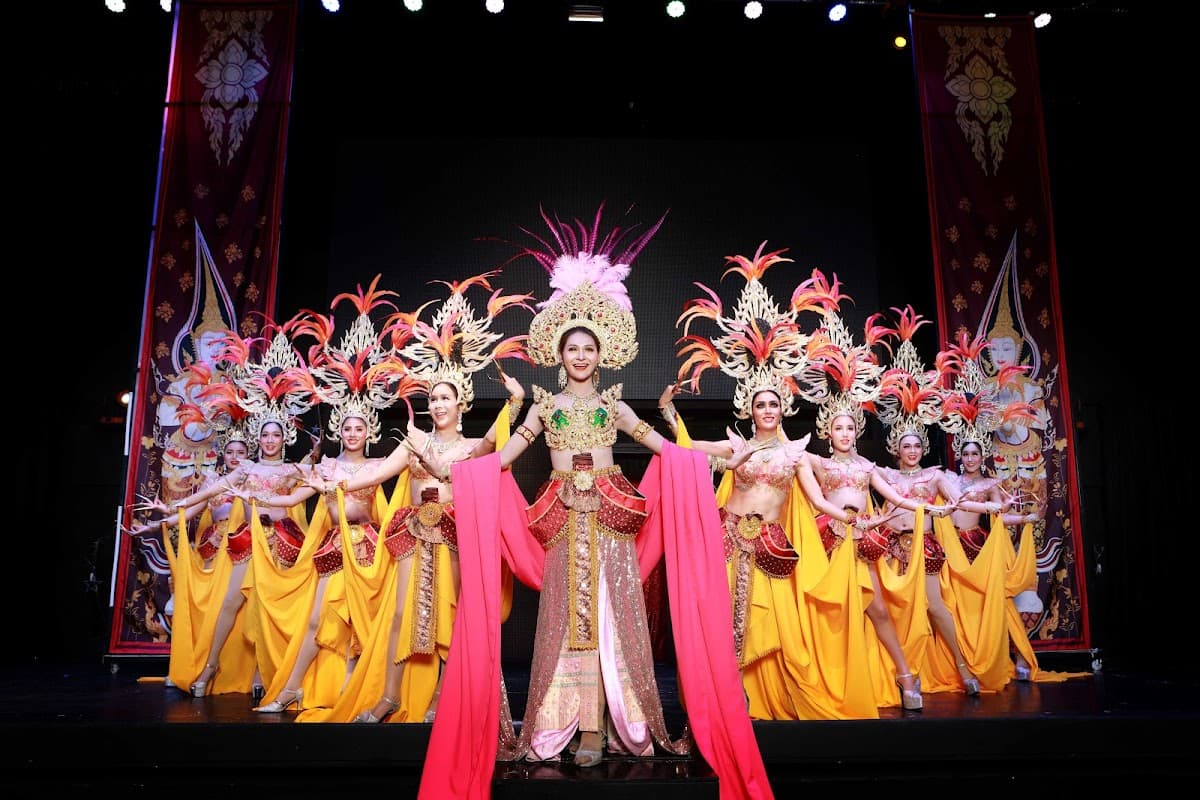 Siam Dragon Cabaret Show