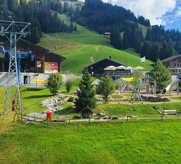 Ingresso de Atração: Grindelwald First Cableway & Cliff Walk