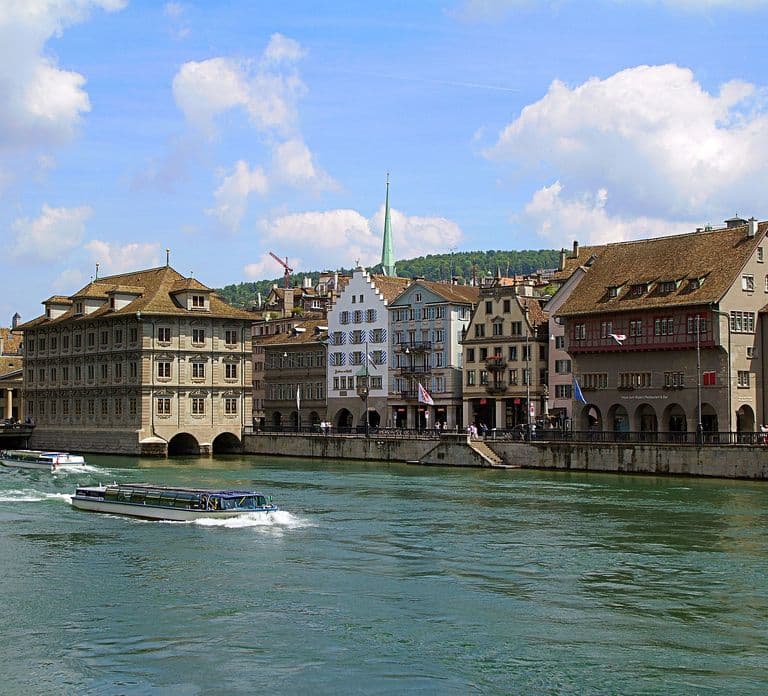 Zurich - Tour privado a pie por el casco antiguo