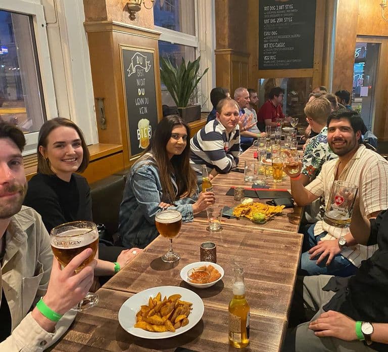 Zurich: Meet new people and enjoy free snacks
