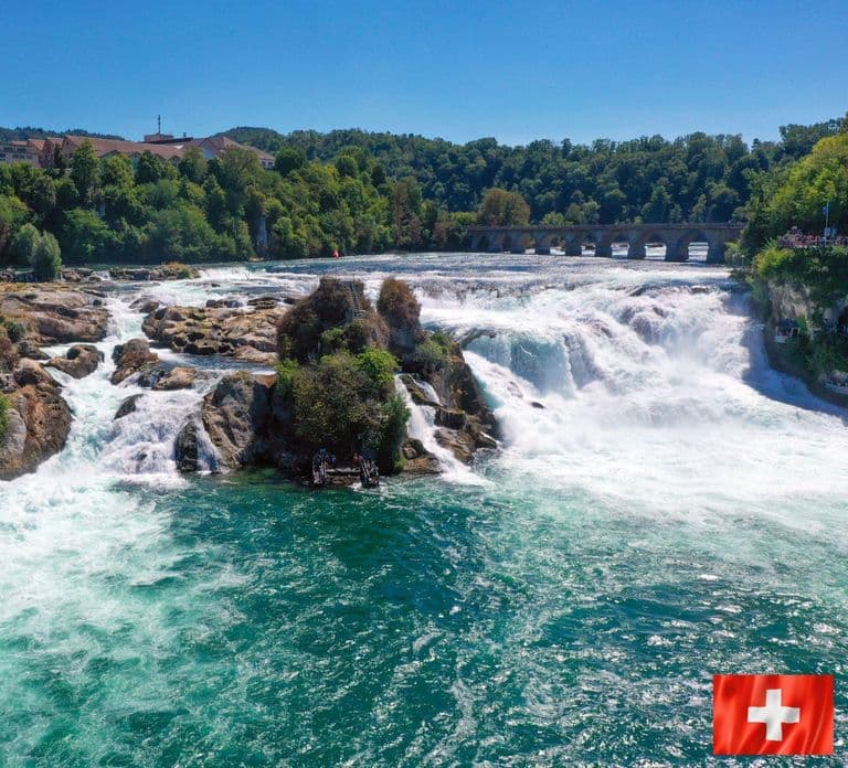 Zurich: Premium Guided Tour to Rhine Falls & Stein am Rhein