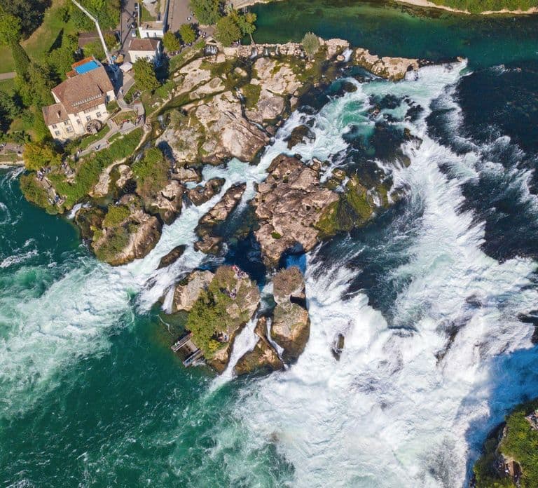 Zurich: Premium Guided Tour to Rhine Falls & Stein am Rhein