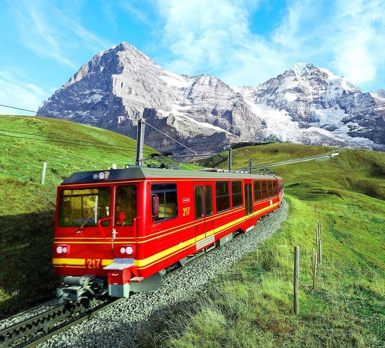 Zurich: Privétour naar Interlaken, Grindelwald & Jungfrau