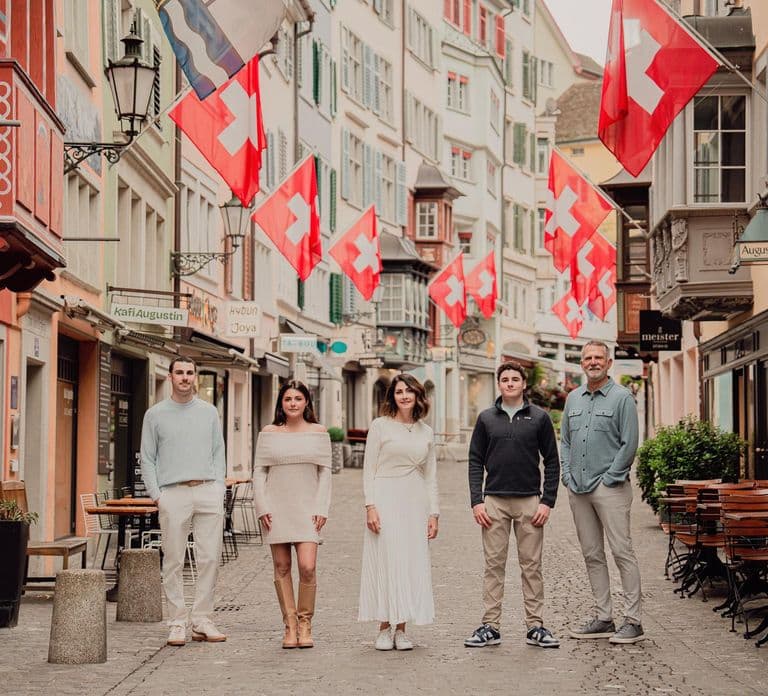 Zurich: Professional Photoshoot at the Best Spots