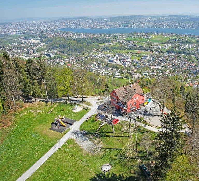 Zúrich: Tour turístico y gastronómico con fondue de queso