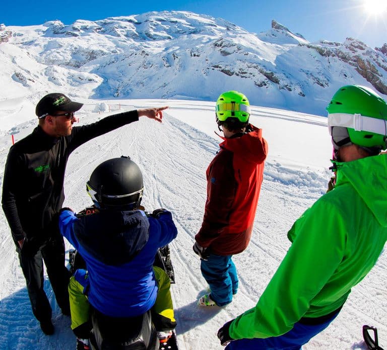 Zurich: Titlis Beginner Ski day snow experience & Lucerne