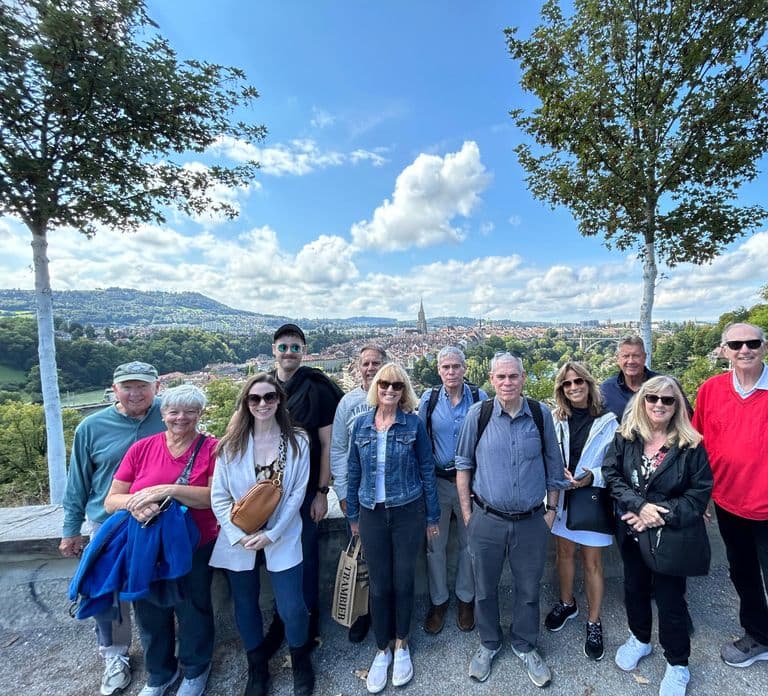 Bern: Must-See 2-Hour Walking Tour with a Local Guide