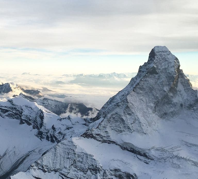 Bern: Volo privato in elicottero sul Cervino