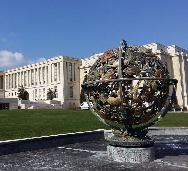 Best of Geneva City Tour: International Area and Old Town