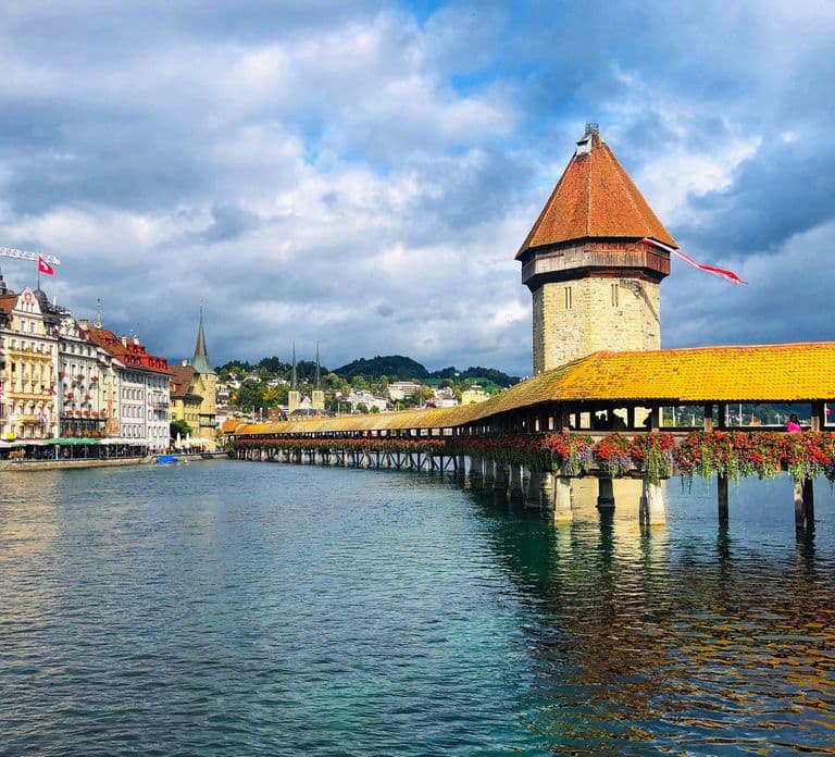 Luzern enchanteur : un voyage à travers l'histoire et la beauté