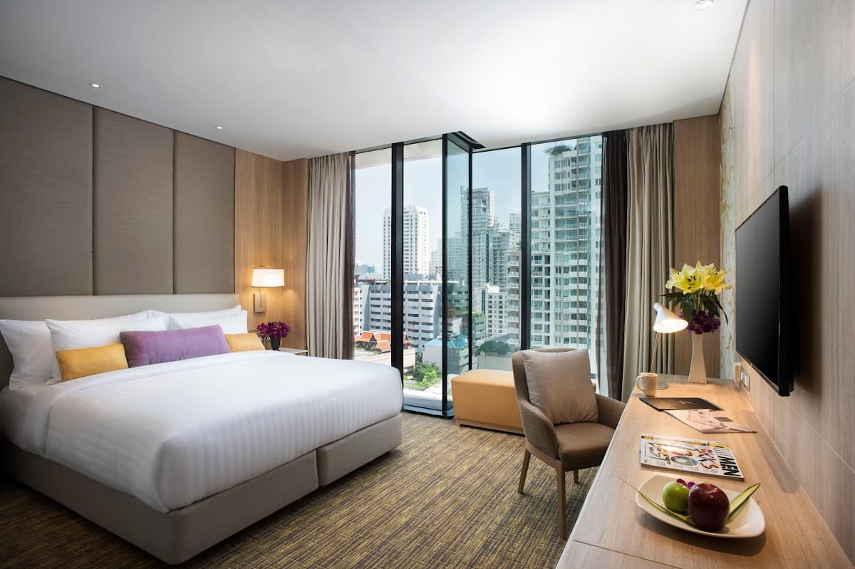 Skyview Hotel Sukhumvit Soi 24 Staycation