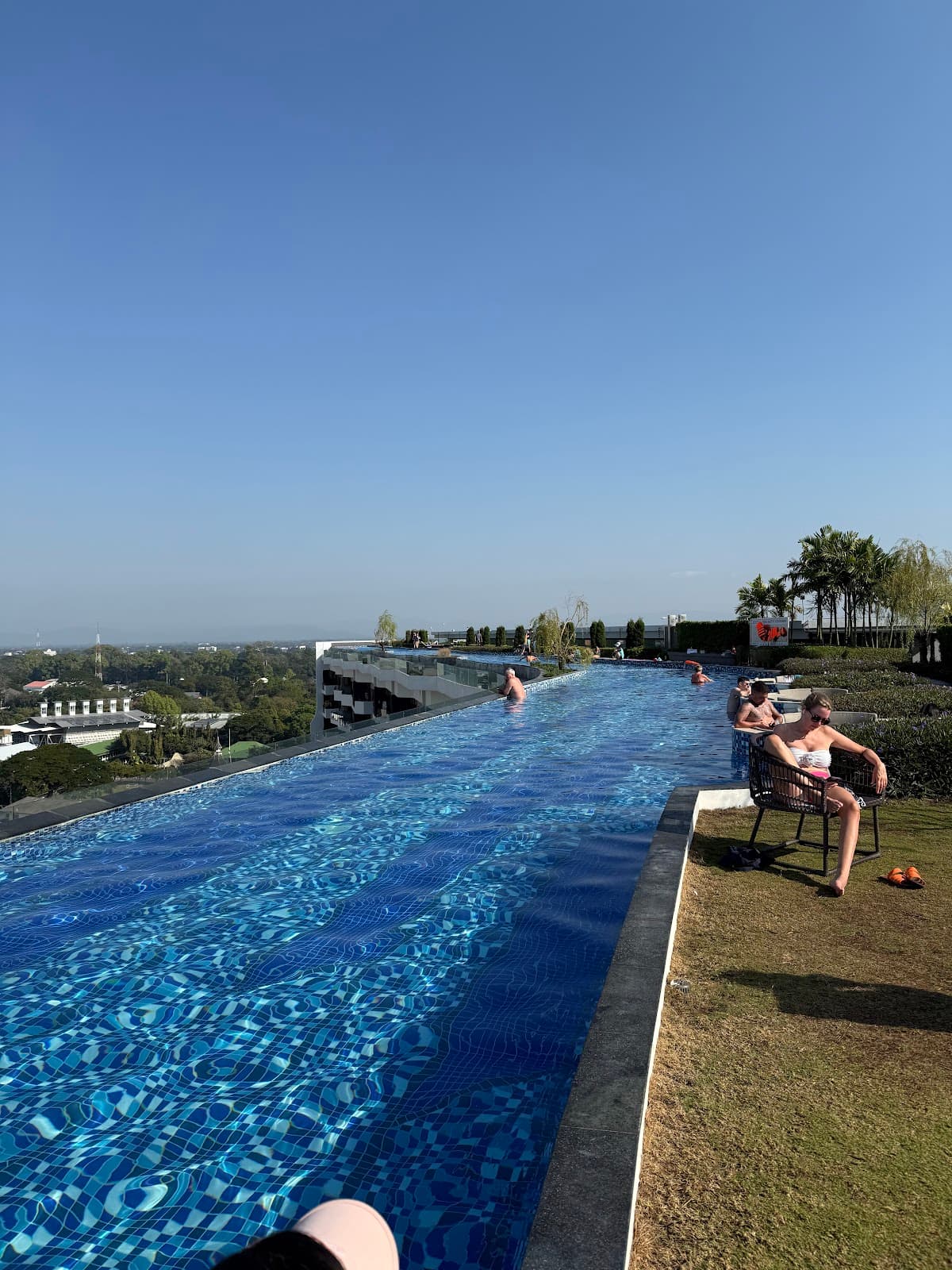 Skyview Hotel Sukhumvit Soi 24 Staycation