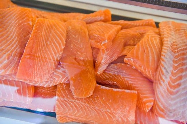 Smile Riverside Dinner Cruise in Bangkok