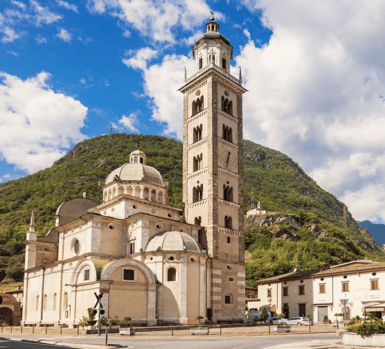 From Milan: Round-Trip Bernina Red Train to Saint Moritz