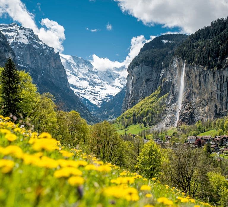 From Zurich or Lucerne: 2-Day Jungfraujoch Tour