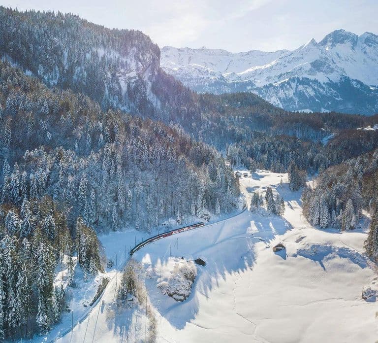 From Zurich: Premium Panoramic Train, Lucerne & Interlaken