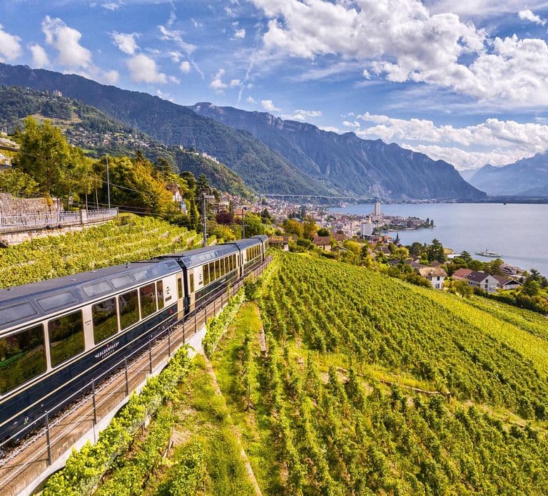 Swiss Travel Pass: Unlimited Travel on Train, Bus & Boat
