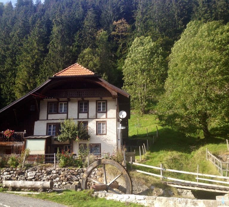Interlaken: Cheese and Chocolate Full-Day Food Tour