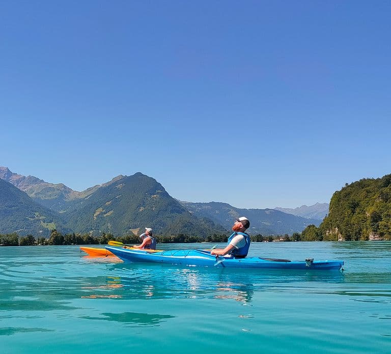 Interlaken: Kayak Tour of the Turquoise Lake Brienz