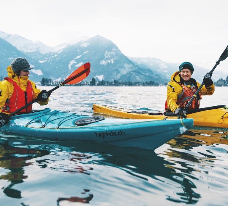 Interlaken: Small-Group Winter Kayak Tour on Lake Brienz