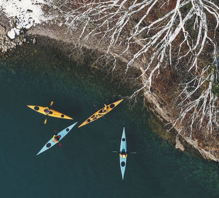 Interlaken: Small-Group Winter Kayak Tour on Lake Brienz