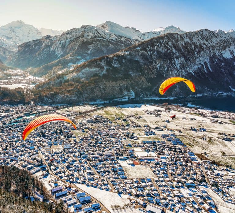 Interlaken: Tandem Paragliding Flight