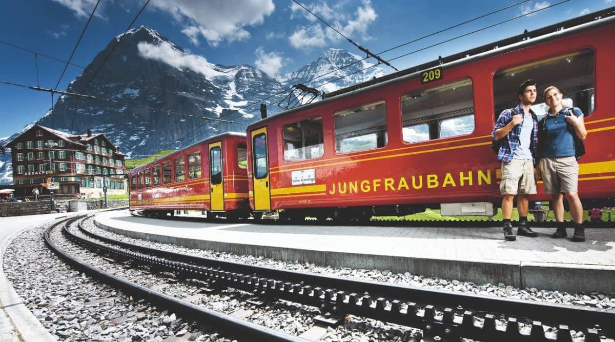Kleine Scheidegg Center of the Alps Day Trip from Zurich