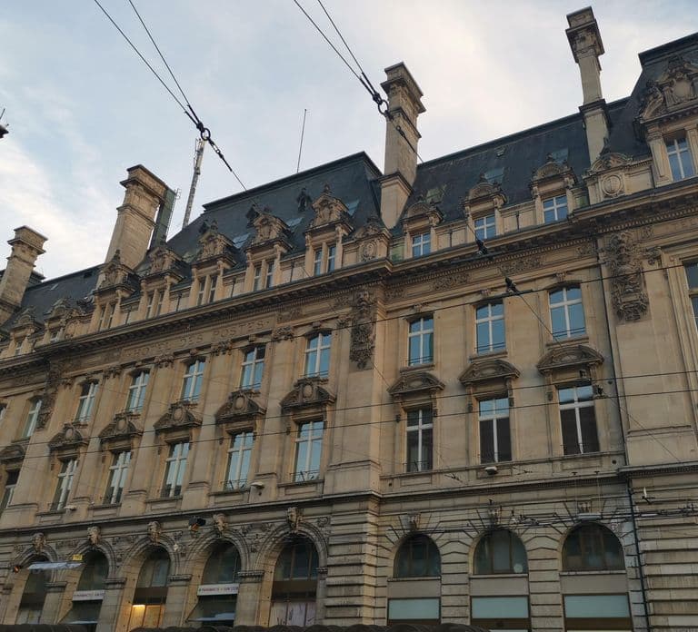 Lausanne: Old Town Guided Walking Tour