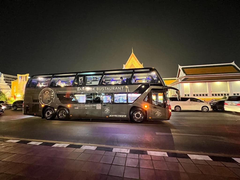 Thai Bus Food Tour Experience in Bangkok - Night Life (19:30-21:00)